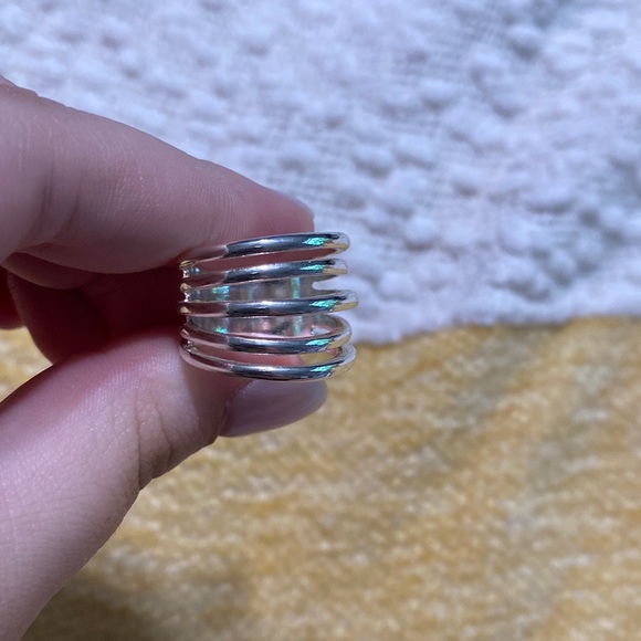 BEAUTIFUL ring - Picture 1 of 3